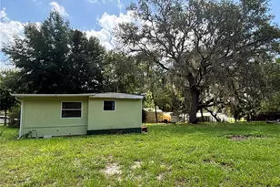 18274 SE 22nd Pl, Silver Springs, FL 34488 - Photo 5