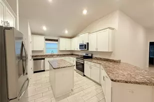 8797 SE 161st Pl, Summerfield, FL 34491 - Photo 5
