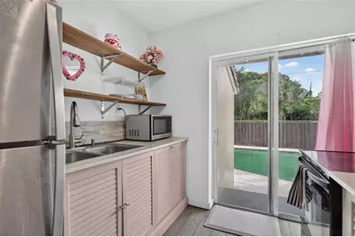 732 NW 18th Street, Fort Lauderdale, FL 33311 - Photo 7