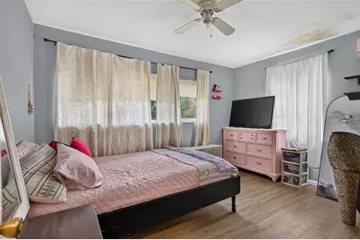 732 NW 18th Street, Fort Lauderdale, FL 33311 - Photo 9