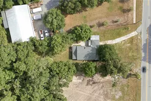 2107 NE 8th Rd, Ocala, FL 34470 - Photo 3