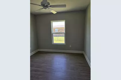 4437 Bessie Circle E, Jacksonville, FL 32209 - Photo 11