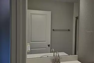 4437 Bessie Cir E, Jacksonville, FL 32209 - Photo 7