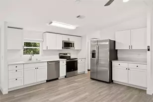 13888 SW 5th Pl, Ocala, FL 34481 - Photo 9