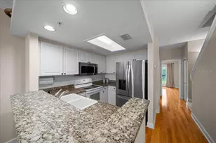 158 Brent Cir, Oldsmar, FL 34677 - Photo 9