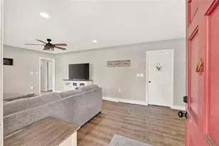 223 NW 7th St, Williston, FL 32696 - Photo 7