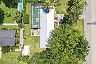 223 NW 7th St, Williston, FL 32696 - Photo 3
