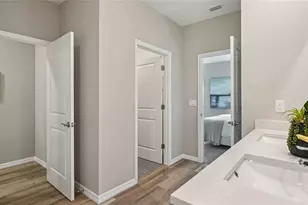 24246 Northwest 13th Blvd, Newberry, FL 32669 - Photo 17