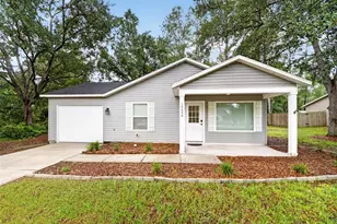16640 SE 59th Pl, Ocklawaha, FL 32179 - Photo 1