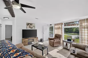 15680 SE 171st Ln, Weirsdale, FL 32195 - Photo 5