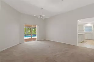 978 W Colbert Ct, Beverly Hills, FL 34465 - Photo 13