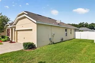 9785 Pepper Tree Trl, Wildwood, FL 34785 - Photo 43
