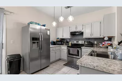 1710 NW 7th Street #303, Gainesville, FL 32609 - Photo 15