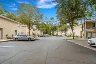 1710 NW 7th St, Gainesville, FL 32609 - Photo 29