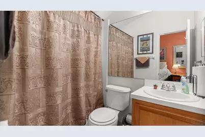 1710 NW 7th Street #303, Gainesville, FL 32609 - Photo 21