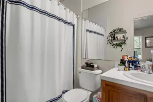 1710 NW 7th St, Gainesville, FL 32609 - Photo 25