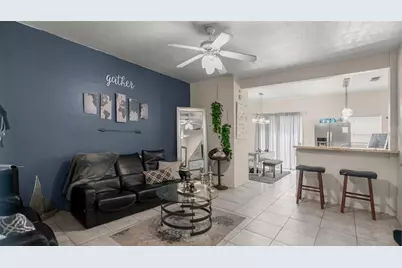 1710 NW 7th Street #303, Gainesville, FL 32609 - Photo 9