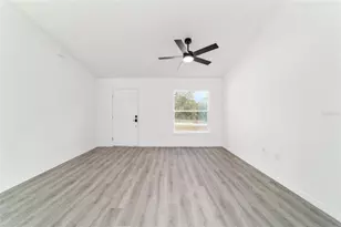 22632 SW Nautilus Blvd, Dunnellon, FL 34431 - Photo 17