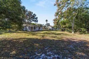 21529 SW Honeysuckle St, Dunnellon, FL 34431 - Photo 39