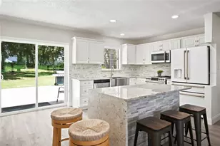 3875 SE 118th Ln, Belleview, FL 34420 - Photo 23