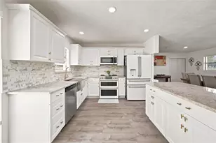 3875 SE 118th Ln, Belleview, FL 34420 - Photo 21