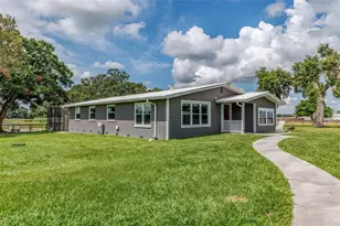 1285 NW 102nd Blvd, Wildwood, FL 34785 - Photo 9
