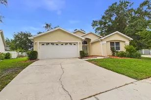 35601 Wickingham Ct, Zephyrhills, FL 33541 - Photo 1