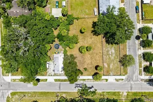 219 S 10th St, Palatka, FL 32177 - Photo 1