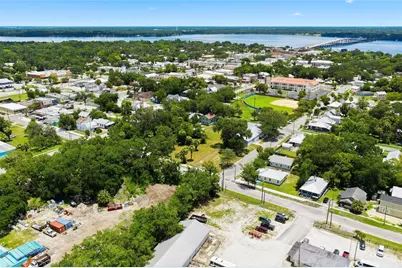 219 S 10th Street, Palatka, FL 32177 - Photo 3