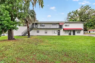 2221 S Pine Ave, Ocala, FL 34471 - Photo 3