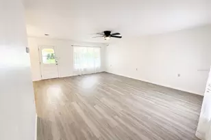 21136 SW Honeysuckle St, Dunnellon, FL 34431 - Photo 3
