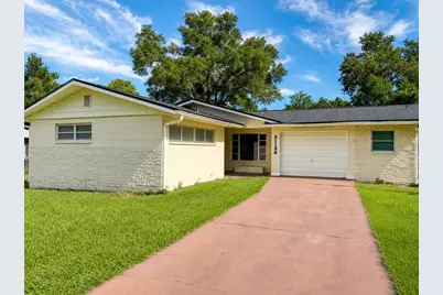 21136 SW Honeysuckle Street, Dunnellon, FL 34431 - Photo 1