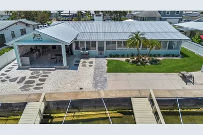 1409 SE 4th Avenue, Crystal River, FL 34429 - Photo 1