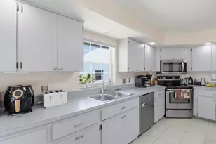 685 W Colbert Ct, Beverly Hills, FL 34465 - Photo 17