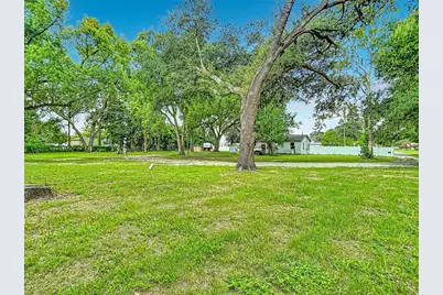 6708 16th Street, Zephyrhills, FL 33542 - Photo 17