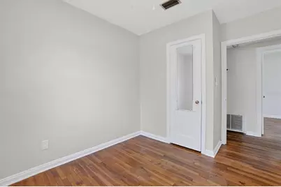 5503 Lakewood Circle E, Jacksonville, FL 32207 - Photo 25