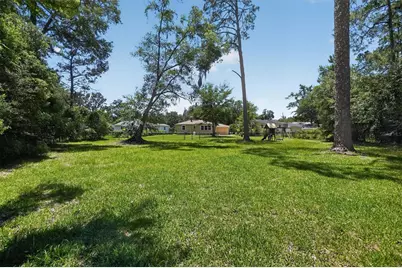5503 Lakewood Circle E, Jacksonville, FL 32207 - Photo 9