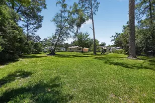 5503 Lakewood Cir E, Jacksonville, FL 32207 - Photo 9