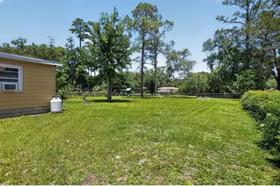 5503 Lakewood Circle E, Jacksonville, FL 32207 - Photo 5