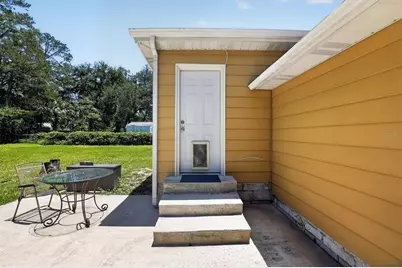 5503 Lakewood Circle E, Jacksonville, FL 32207 - Photo 7
