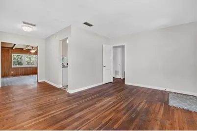 5503 Lakewood Circle E, Jacksonville, FL 32207 - Photo 33