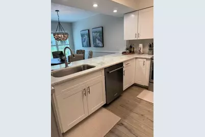 1637 SE Paradise Circle #205, Crystal River, FL 34429 - Photo 11