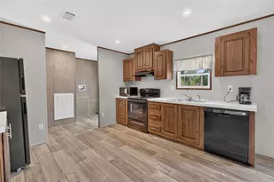 5759 SE 184th Terrace, Ocklawaha, FL 32179 - Photo 5
