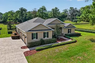 11050 SE 37th Ave Rd, Belleview, FL 34420 - Photo 1