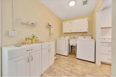 66 S Desoto Street, Beverly Hills, FL 34465 - Photo 25