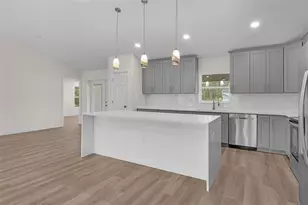 8277 SE 158th St, Summerfield, FL 34491 - Photo 9