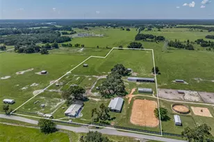 1231 102nd Blvd A, Wildwood, FL 34785 - Photo 1