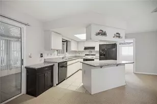 10298 SE 176th St, Summerfield, FL 34491 - Photo 11