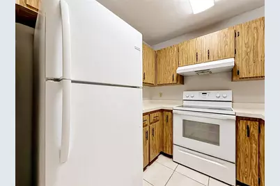 2113 NE 38th Avenue, Ocala, FL 34479 - Photo 3