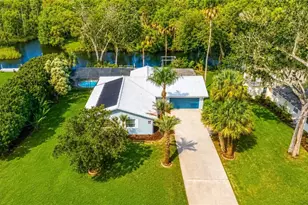 2178 N Watersedge Dr, Crystal River, FL 34429 - Photo 3